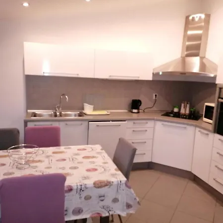 Superba A1 Apartment